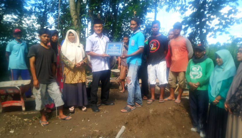 Lutfi NasDem Bantu Rehab Mushola Nurul Huda di Desa Bedali Kediri