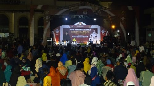 Sambut Pemilu 2024, KPU Kabupaten Kediri Bersholawat Bersama Gus Lik