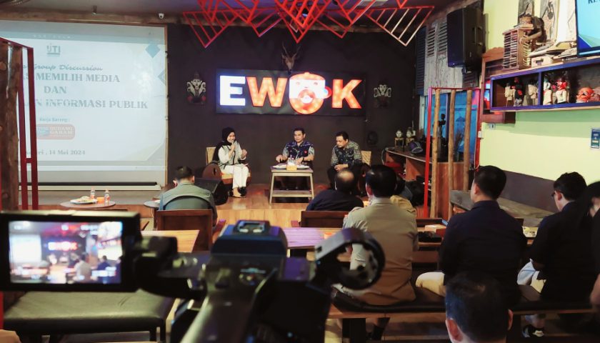 Focus Group Discussion IJTI Korda Kediri, Cerdas Memilih Media dan Keterbukaan Informasi Publik