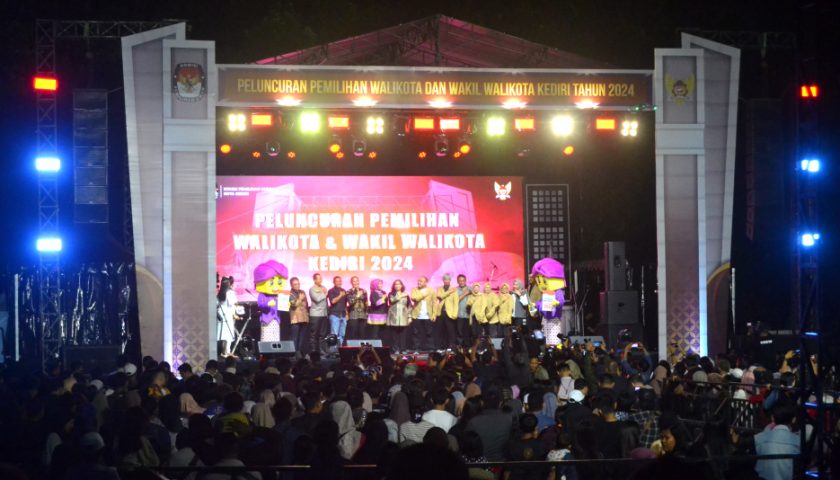 Meriah, KPU Gelar Malam Peluncuran Pemilihan Walikota dan Wakil Walikota Kediri 2024 Meriah, KPU Gelar Malam Peluncuran Pemilihan Walikota dan Wakil Walikota Kediri 2024