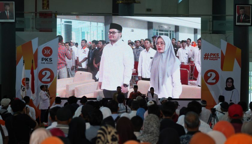 PKS Gerakkan Kader dan Struktur Partai Menangkan Dhito-Dewi di Pilkada 2024