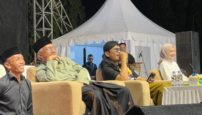 Silaturahmi Kebangsaan di Kediri, Gus Miftah : Mbak Vinanda – Gus Qowim Calone Pak Prabowo