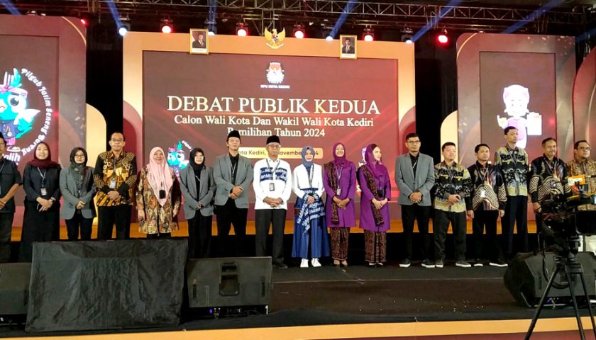 Debat Publik Kedua Calon Wali Kota dan Wakil Wali Kota Tahun 2024 Debat Publik Kedua Calon Wali Kota dan Wakil Wali Kota Tahun 2024