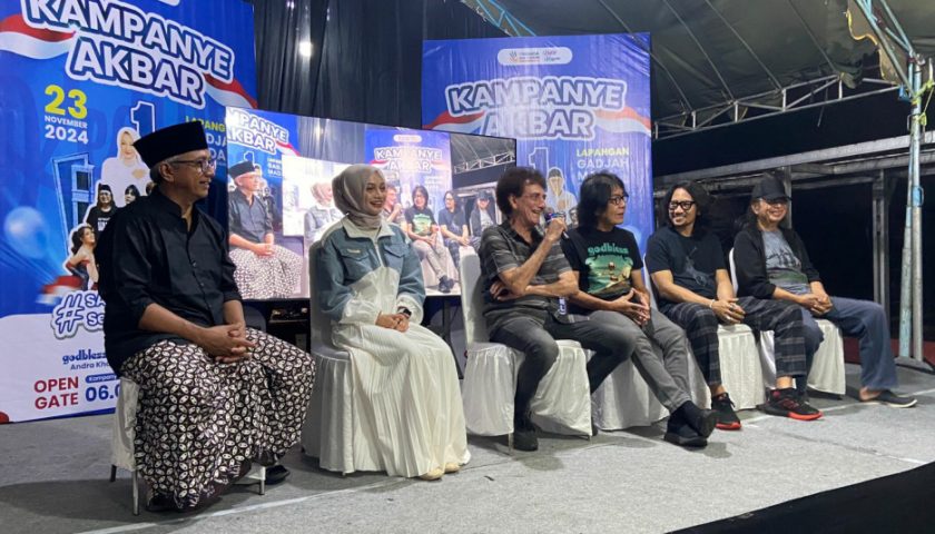 God Bless Titip Kemajuan Musik Rock Kota Kediri Kepada Mbak Vinanda – Gus Qowim