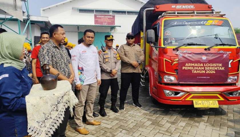 Kerahkan 12 Armada, KPU Kabupaten Kediri Distribusikan Logistik Pilkada Serentak 2024