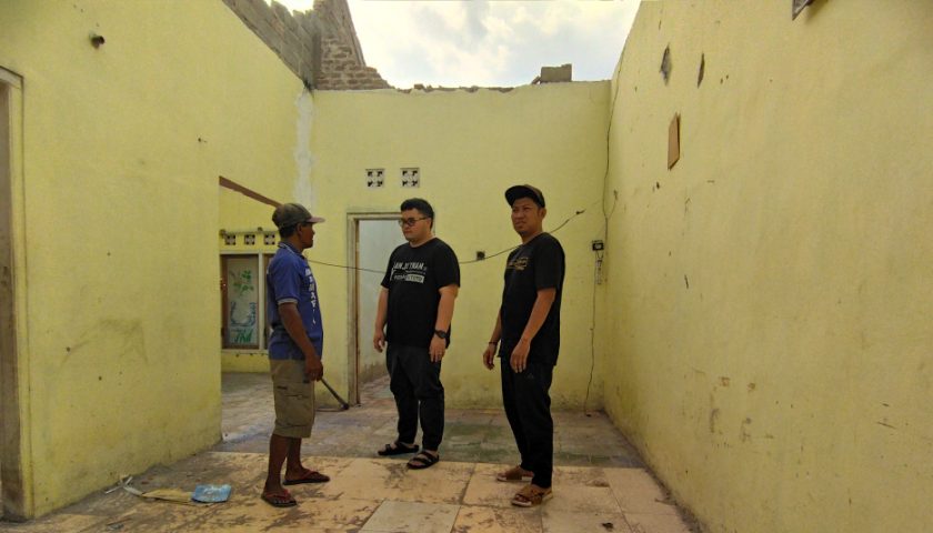 Tinjau Rumah Terdampak Angin Puting Beliung, Mas Dhito Bakal Carikan Pekerjaan bagi Keluarga Korban