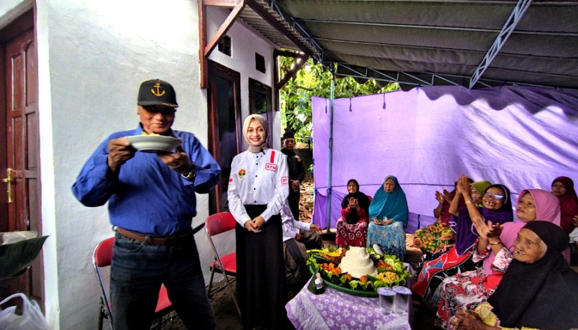 Mbak Vinanda Tasyakuran Bareng Warga, Bedah Rumah Rohman Rampung dan Menjadi Layak Huni