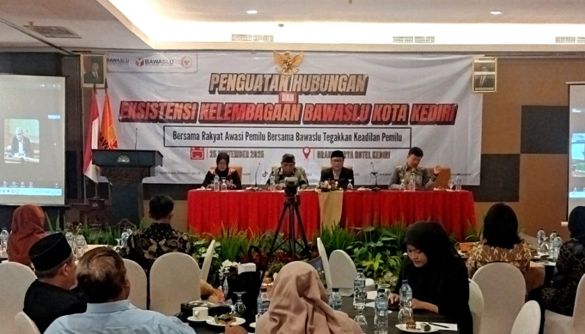 Penguatan Kelembagaan Bawaslu Kota Kediri, Literasi Demokrasi untuk Mewujudkan Pemilu Berintegritas
